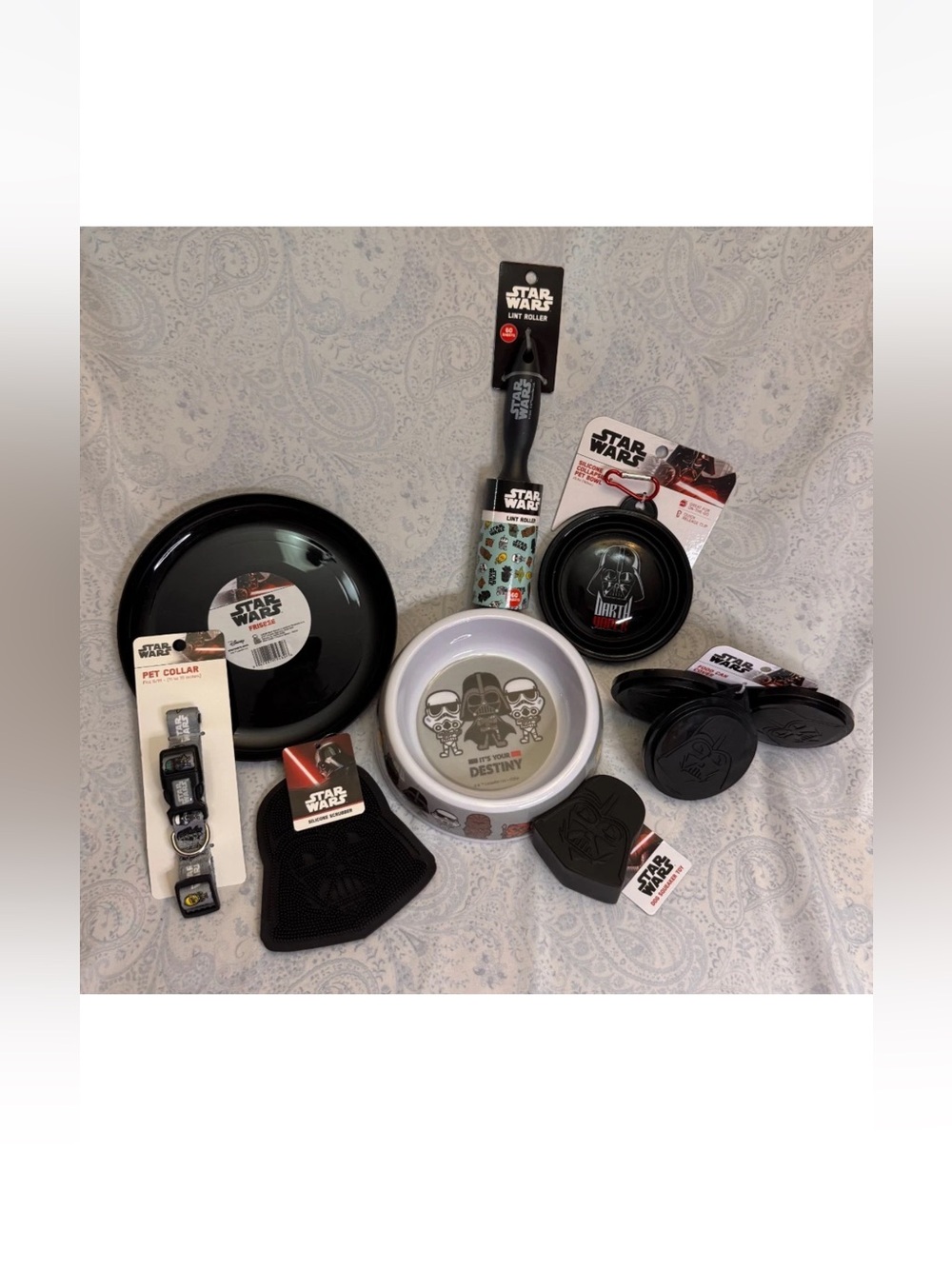 Star Wars Darth Vadar Pet Care Set of 8 items